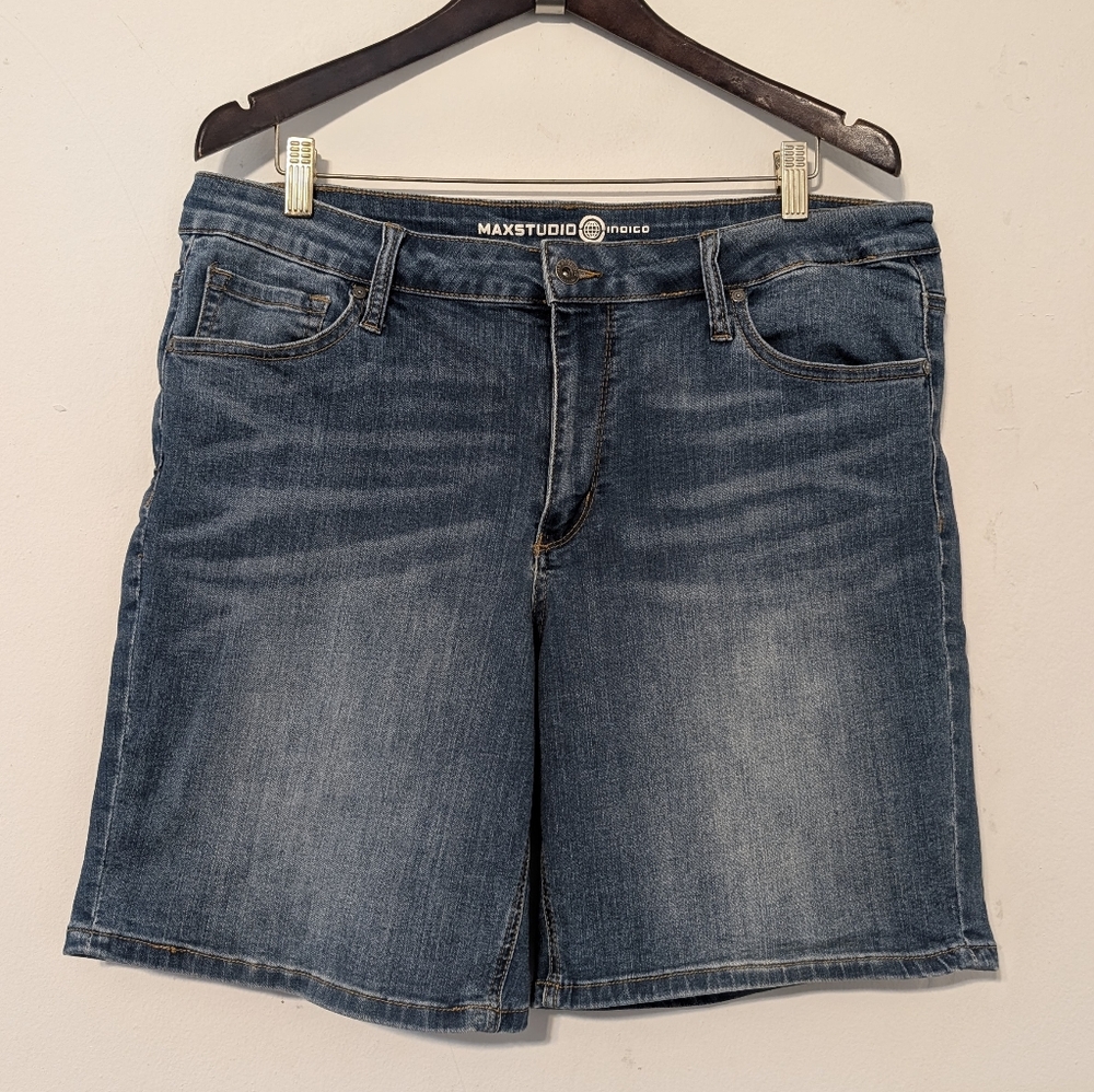 Max Studio Washed Blue Denim Bermuda Shorts